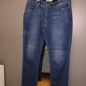 Levi's 525 Jeans